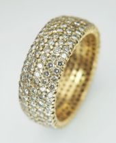 AN 18K YELLOW GOLD, 5 ROW, DIAMOND SET RING. 3.00CT DIAMOND WEIGHT. TOTAL WEIGHT 10G, SIZE R. A/S NN