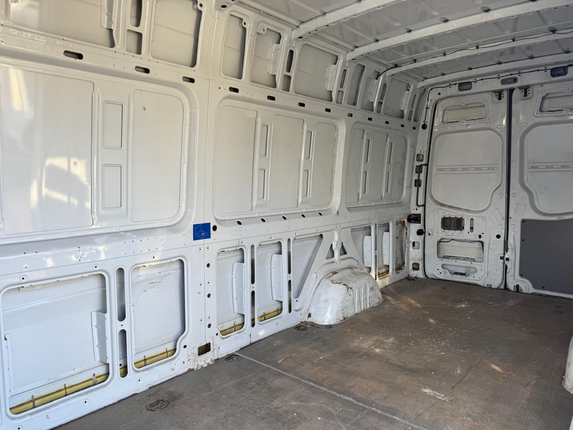 ** ON SALE ** MERCEDES-BENZ SPRINTER (MOT NOV 2026) 313 CDI 2.1 CDI LWB H/R 2015 - Image 7 of 14