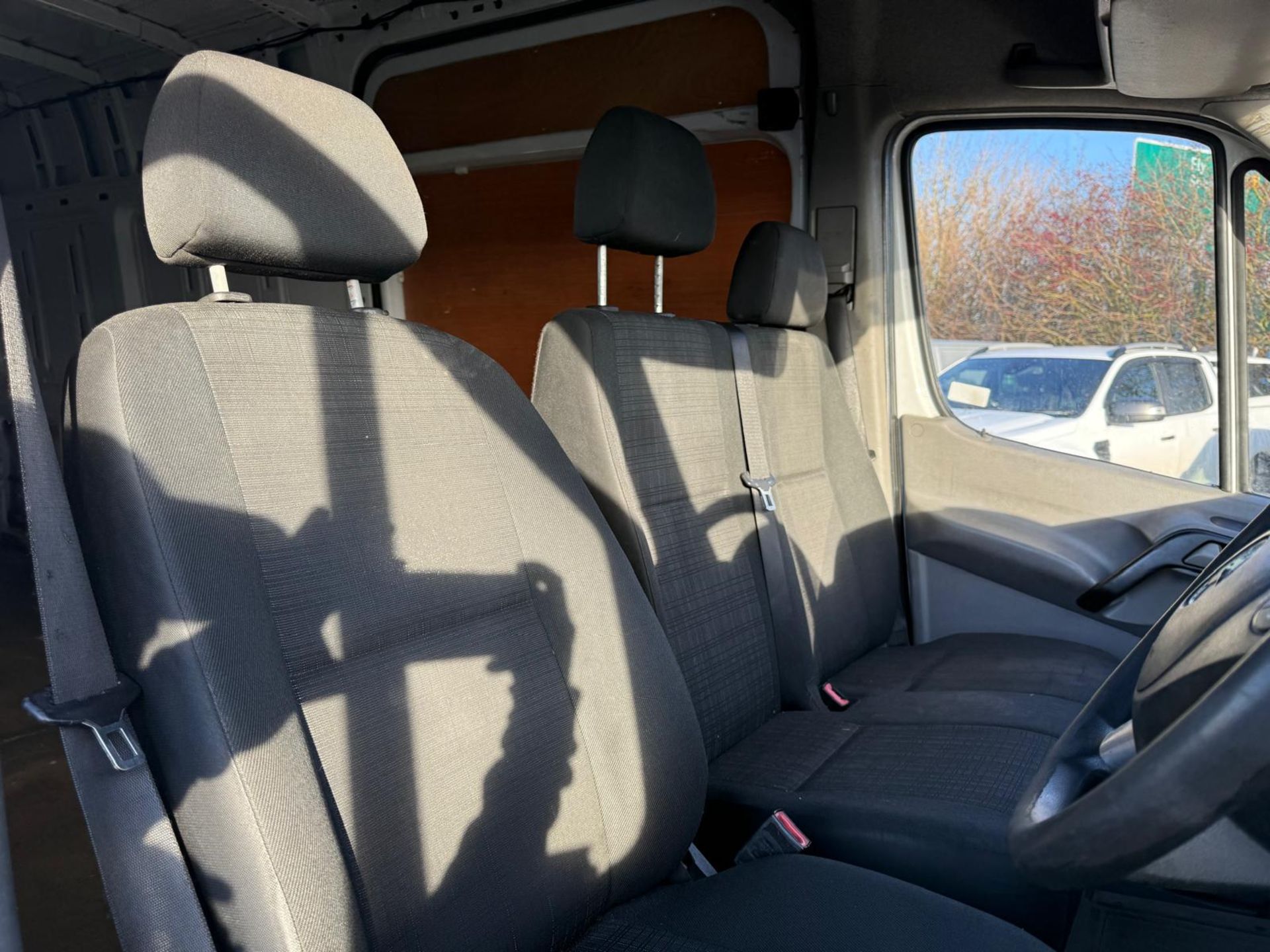 ** ON SALE ** MERCEDES-BENZ SPRINTER (MOT NOV 2026) 313 CDI 2.1 CDI LWB H/R 2015 - Image 11 of 14