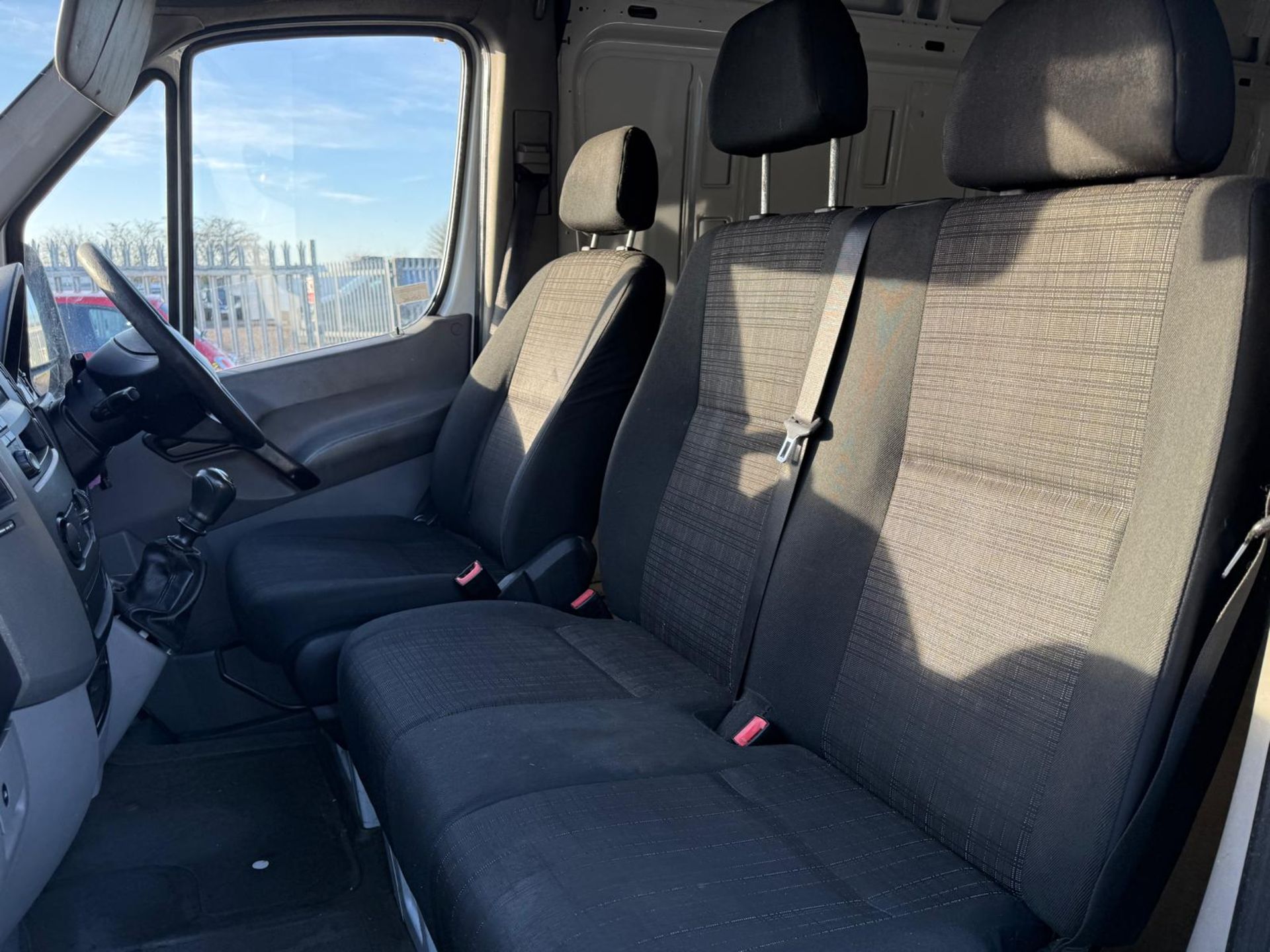 ** ON SALE ** MERCEDES-BENZ SPRINTER (MOT NOV 2026) 313 CDI 2.1 CDI LWB H/R 2015 - Image 13 of 14