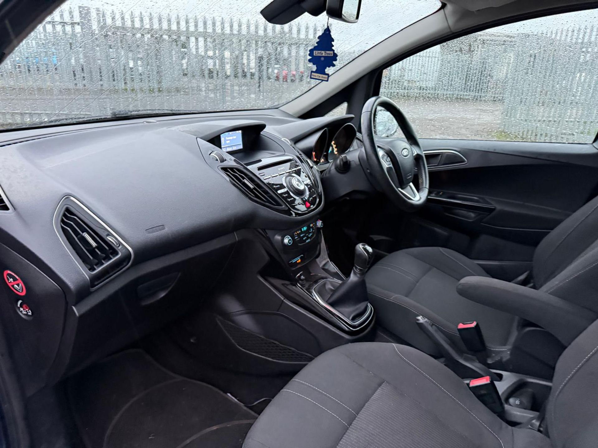 ** ON SALE ** FORD B-MAX (MOT APRIL 2027) 1.0 ECOBOOST 100 TITANIUM MPV 2013 (13) - Image 9 of 19