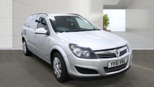 VAUXHALL ASTRA 1.7 (MOT JAN 2027) CDTI 110 SPORTIVE VAN 2011 (61)