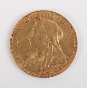 Victoria (1837-1901), Sovereign, 1899, veiled head