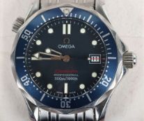 A gentleman's Omega Seamaster Diver 300m bracelet wristwatch,