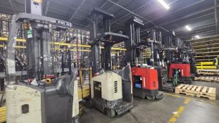 2006 Crown Narrow Aisle Reach Truck