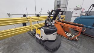 2021 Crown Walkie/Rider Pallet Jack
