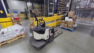 2014 Crown Walkie/Rider Pallet Jack
