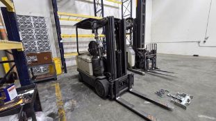 2014 Crown 4 Wheel Sit Down Forklift