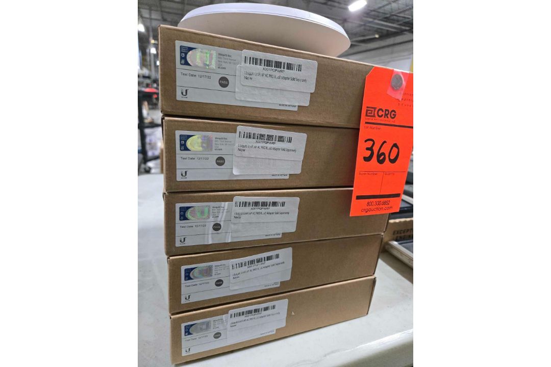 Ubiquiti UAP-AC-PRO UniFi Wi-Fi Access Point - Image 3 of 3