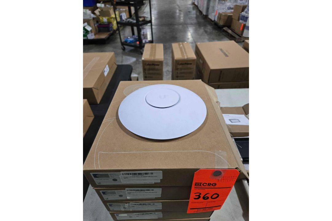 Ubiquiti UAP-AC-PRO UniFi Wi-Fi Access Point - Image 1 of 3