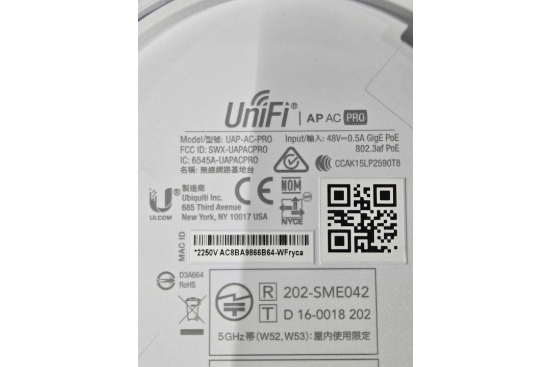 Ubiquiti UAP-AC-PRO UniFi Wi-Fi Access Point - Image 2 of 3