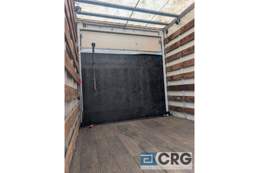 2013 Ford F550 Box Truck - Image 26 of 28