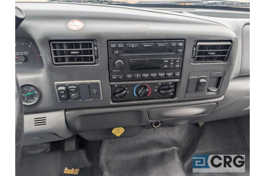 2010 Ford F650 Box Truck - Image 28 of 34