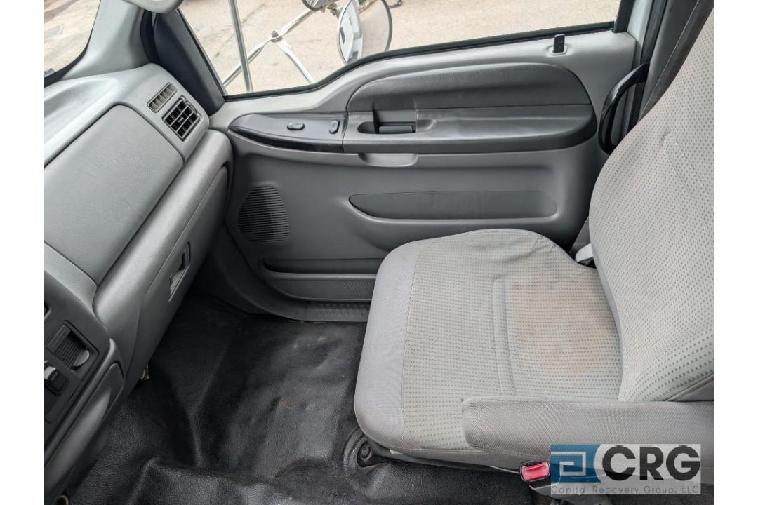 2010 Ford F650 Box Truck - Image 31 of 34
