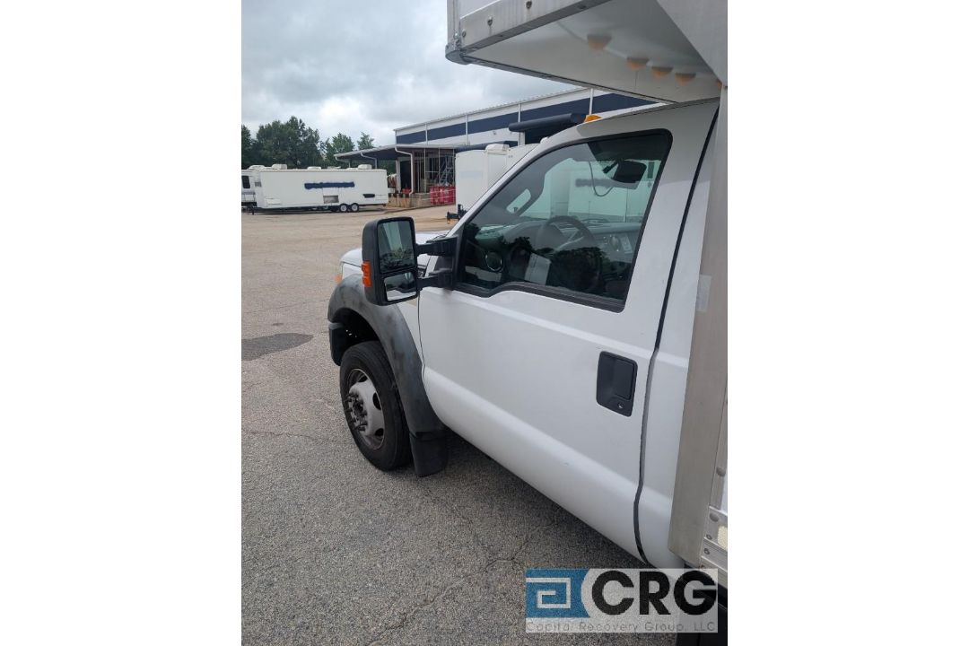2013 Ford F550 Box Truck - Image 4 of 28