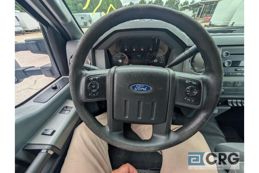 2013 Ford F550 Box Truck - Image 7 of 28