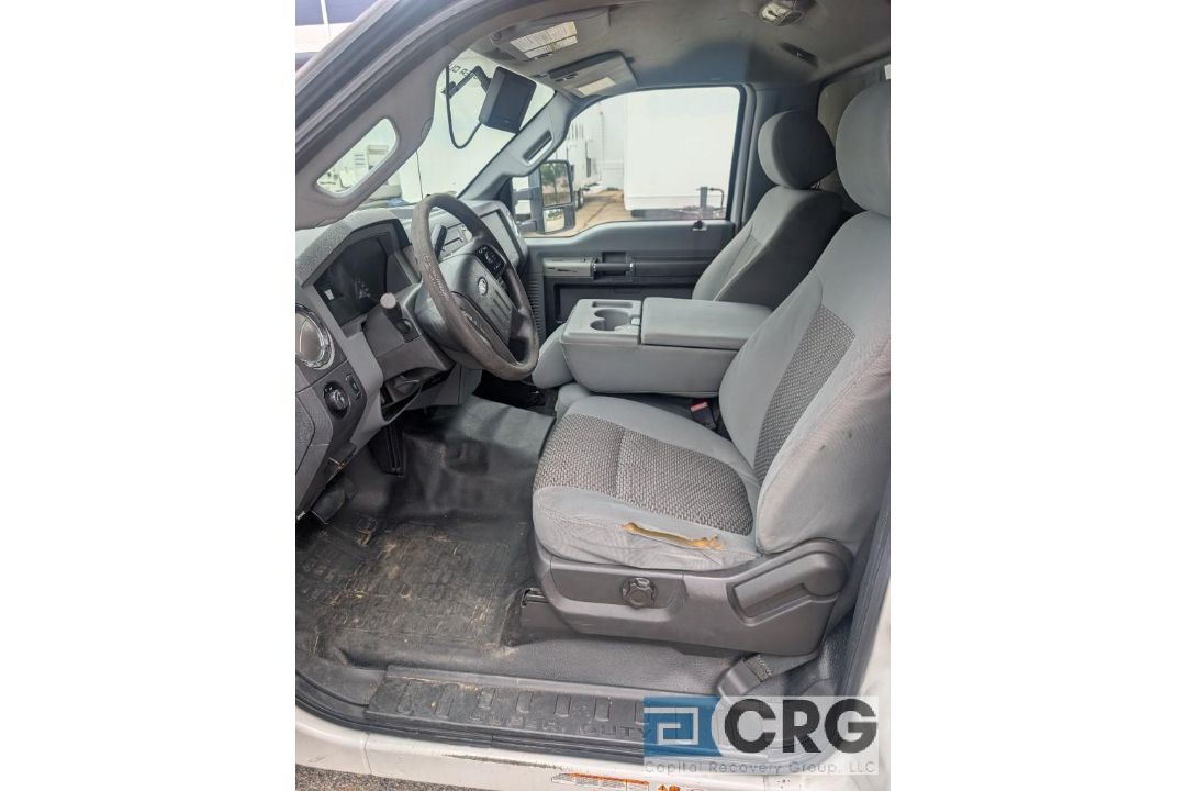2013 Ford F550 Box Truck - Image 6 of 28