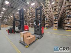 Raymond 560-OPC30TT Order Picker