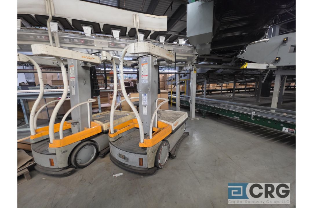 Crown WAV50-118 Electric Stand Up Boom Lift - Image 1 of 5