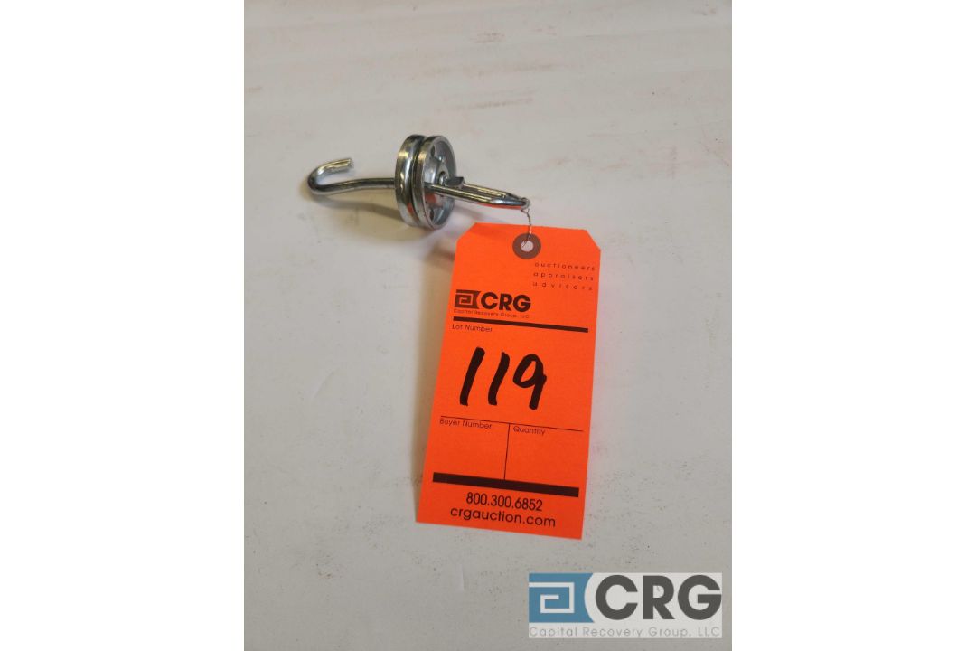 Lot of (20) multi-purpose swivel V-hooks - Image 1 of 2