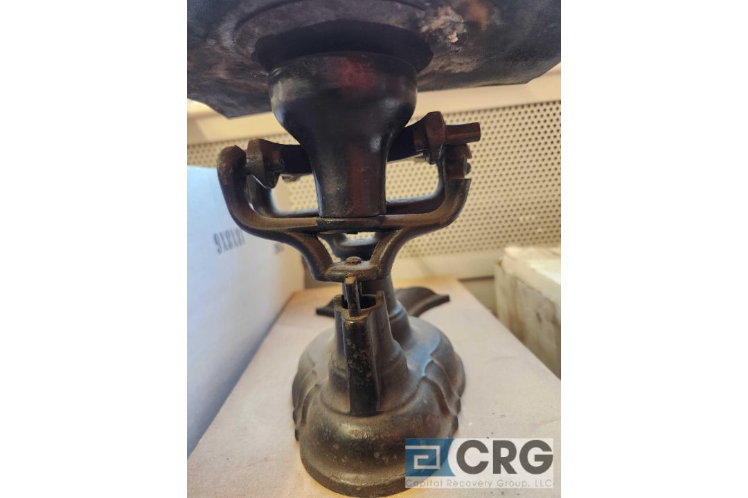 Antique items - Image 6 of 7