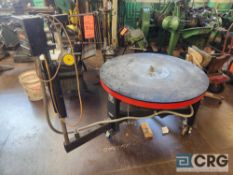 Durant mn 3-25-42 portable coil feed table