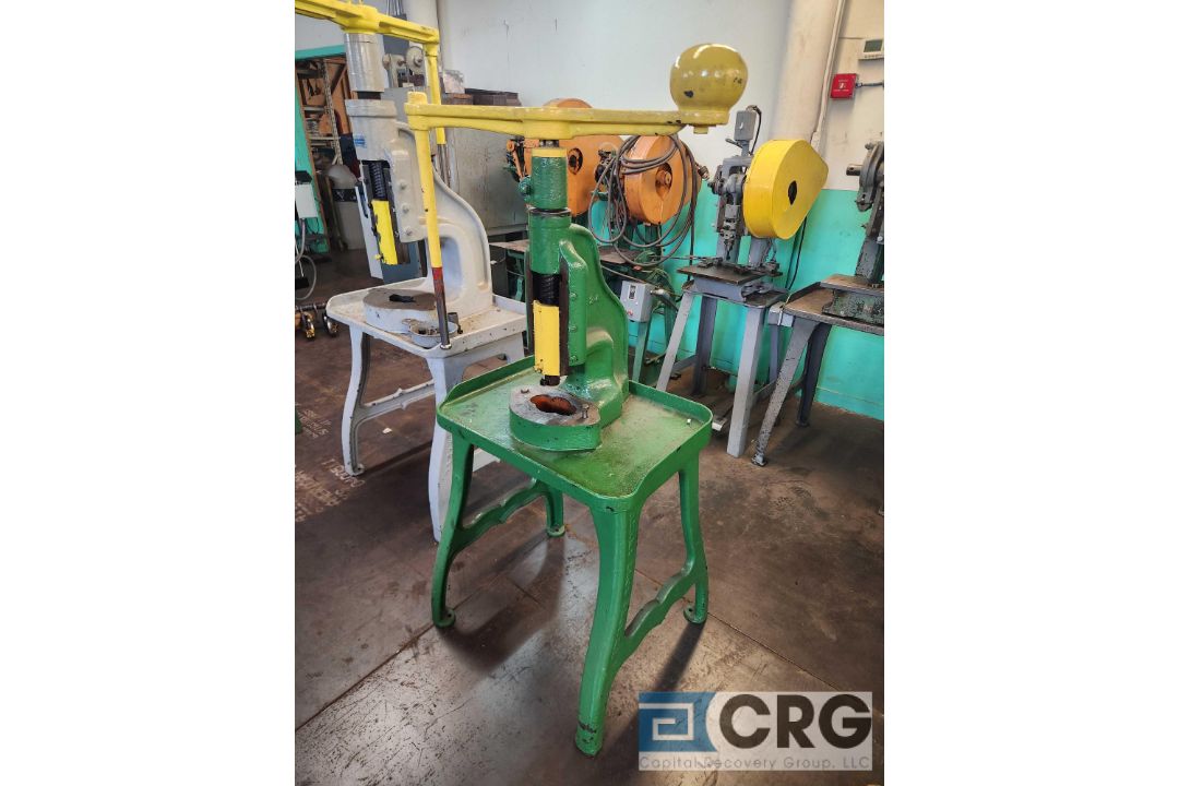 Adams Bros. KO2A stamping/forming manual screw press - Image 2 of 4