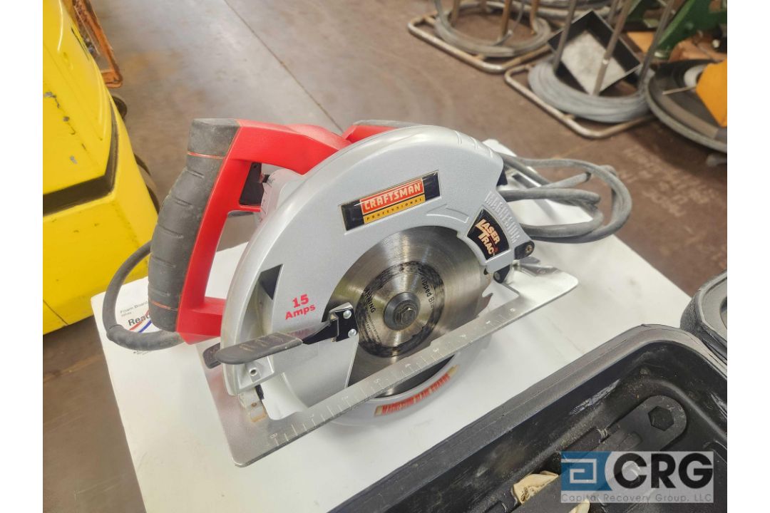 Craftsman 7 1/4 inch electric circular saw - Image 2 of 3