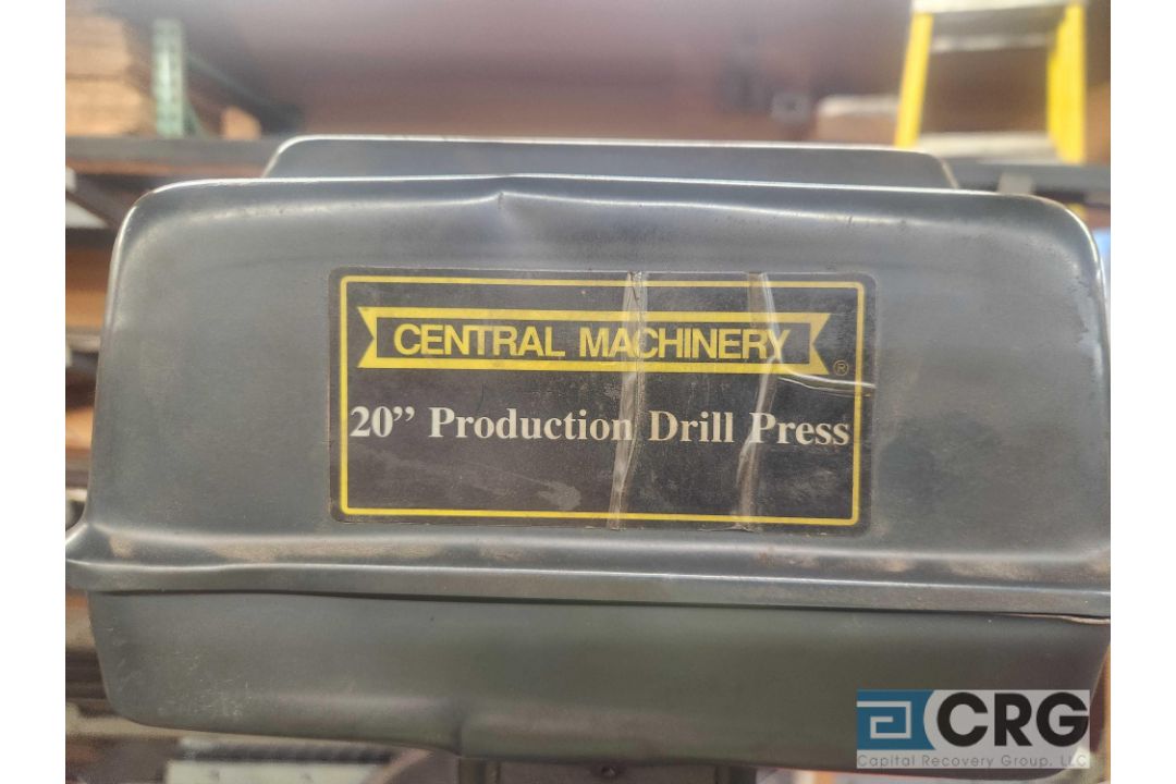 Central Machinery 20 inch floor type pedestal drill press - Image 3 of 3