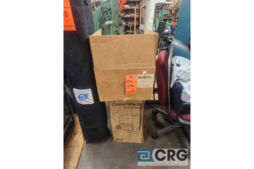 Assorted paper towel dispensers - Image 1 of 3