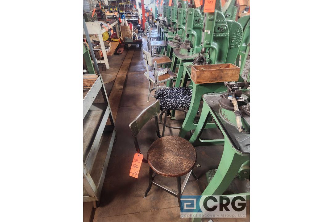Assorted metal shop chairs - Image 1 of 3