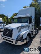 2018 Volvo VNL T/A Day Cab, Volvo Engine D13 425 H.P., Odometer reading (miles) 704685, Volvo I