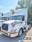 2017 Volvo VNL T/A Day Cab, Volvo Engine D13 425 H.P., Odometer reading (miles) 778393, Volvo I