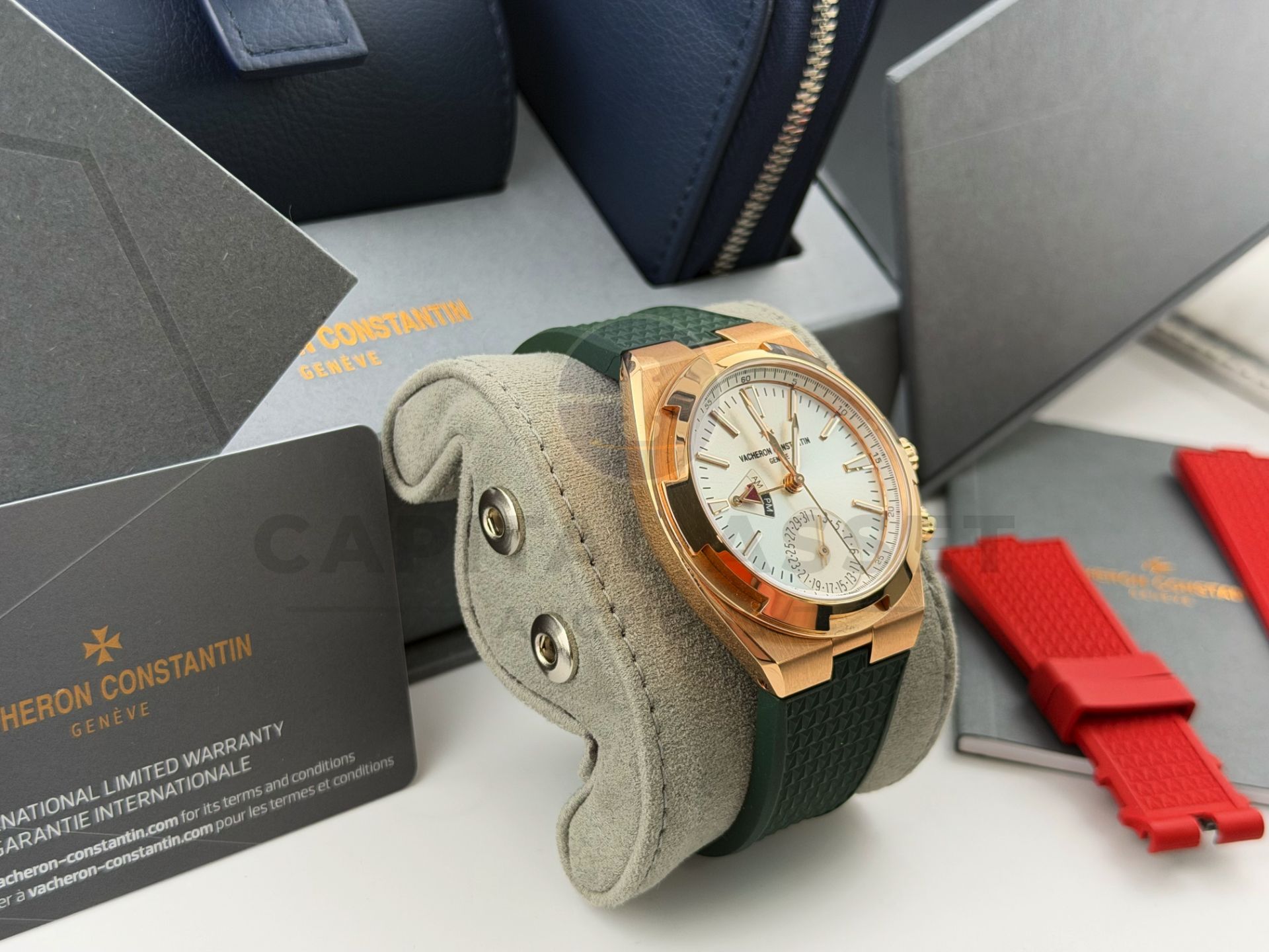 VACHERON CONSTANTIN OVERSEAS DUAL-TIME *18CT PINK GOLD* (2025) 41MM SILVER TONED SUNBURST DIAL - Image 24 of 25