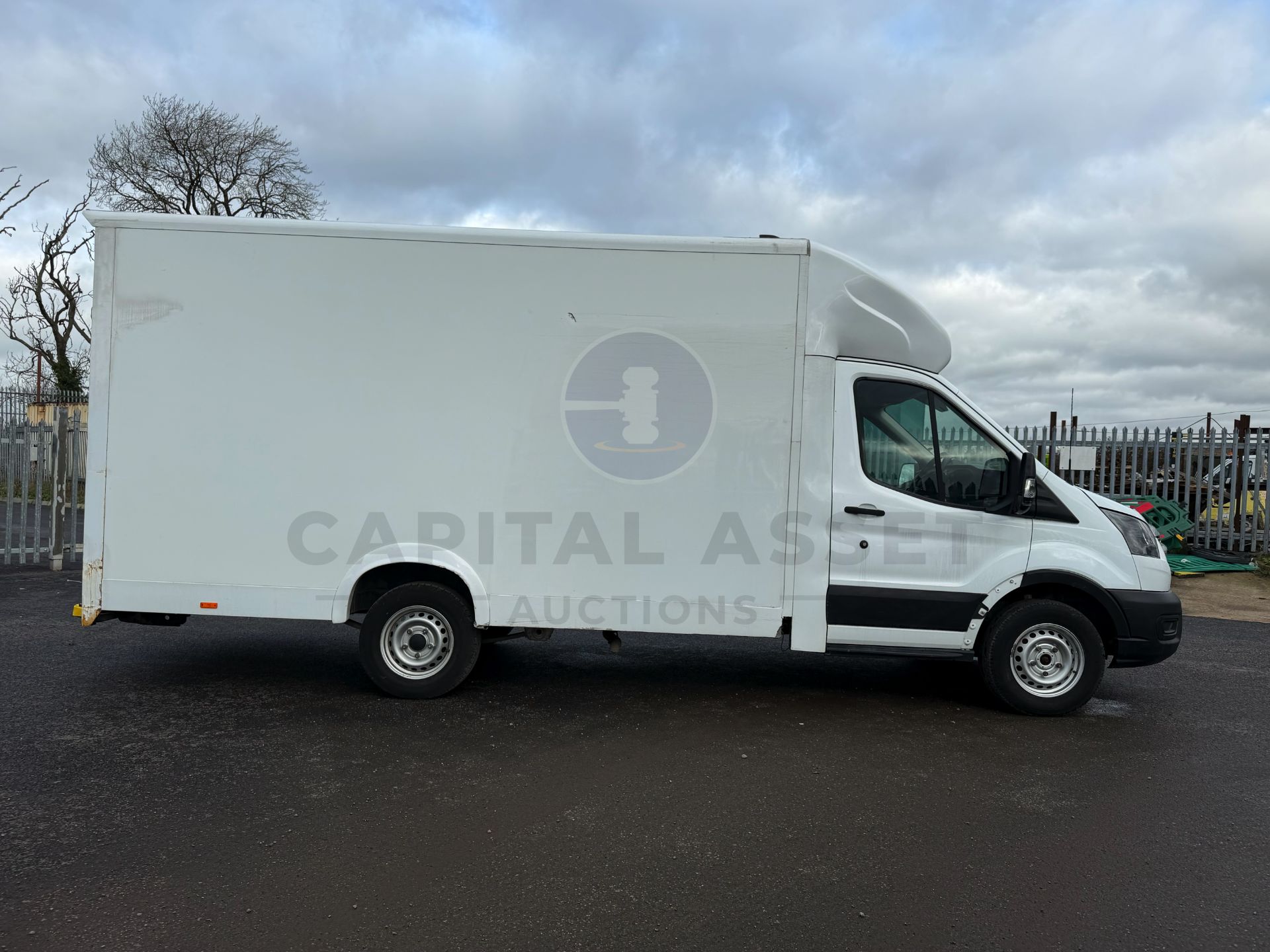 "ON SALE" FORD TRANSIT *LWB - LOW LOADER / LUTON BOX VAN* (2023 - EURO 6) *ONLY 59K MILES* - Image 16 of 34