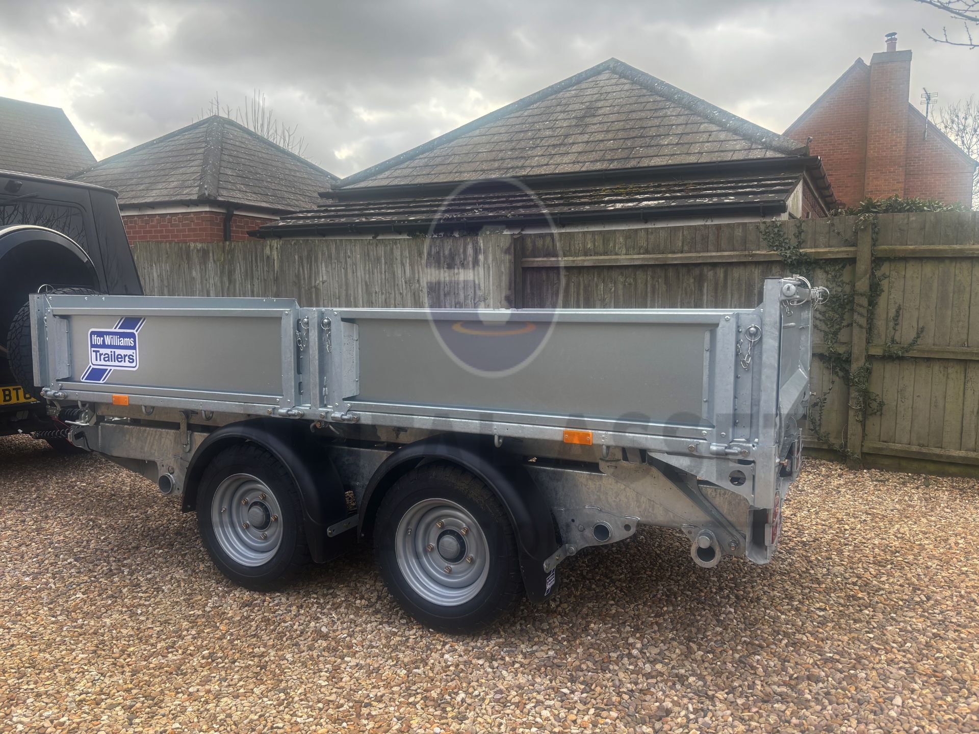 IFOR WILLIAMS TT3017 10ft ELECTRIC "TIPPER" BRAND NEW FEB 2026 - DROPSIDES - FULLY LOADED - TOOL BOX - Image 4 of 10