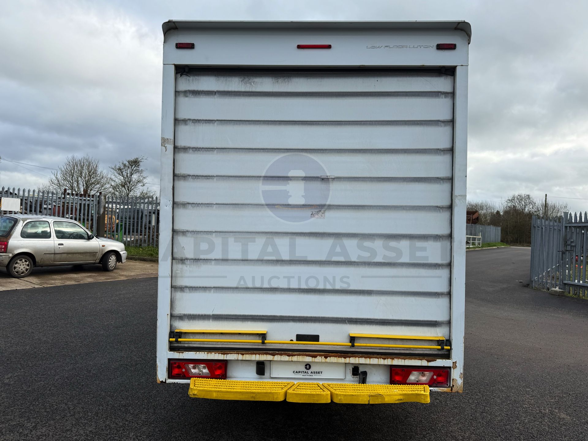 "ON SALE" FORD TRANSIT *LWB - LOW LOADER / LUTON BOX VAN* (2023 - EURO 6) *ONLY 59K MILES* - Image 11 of 34