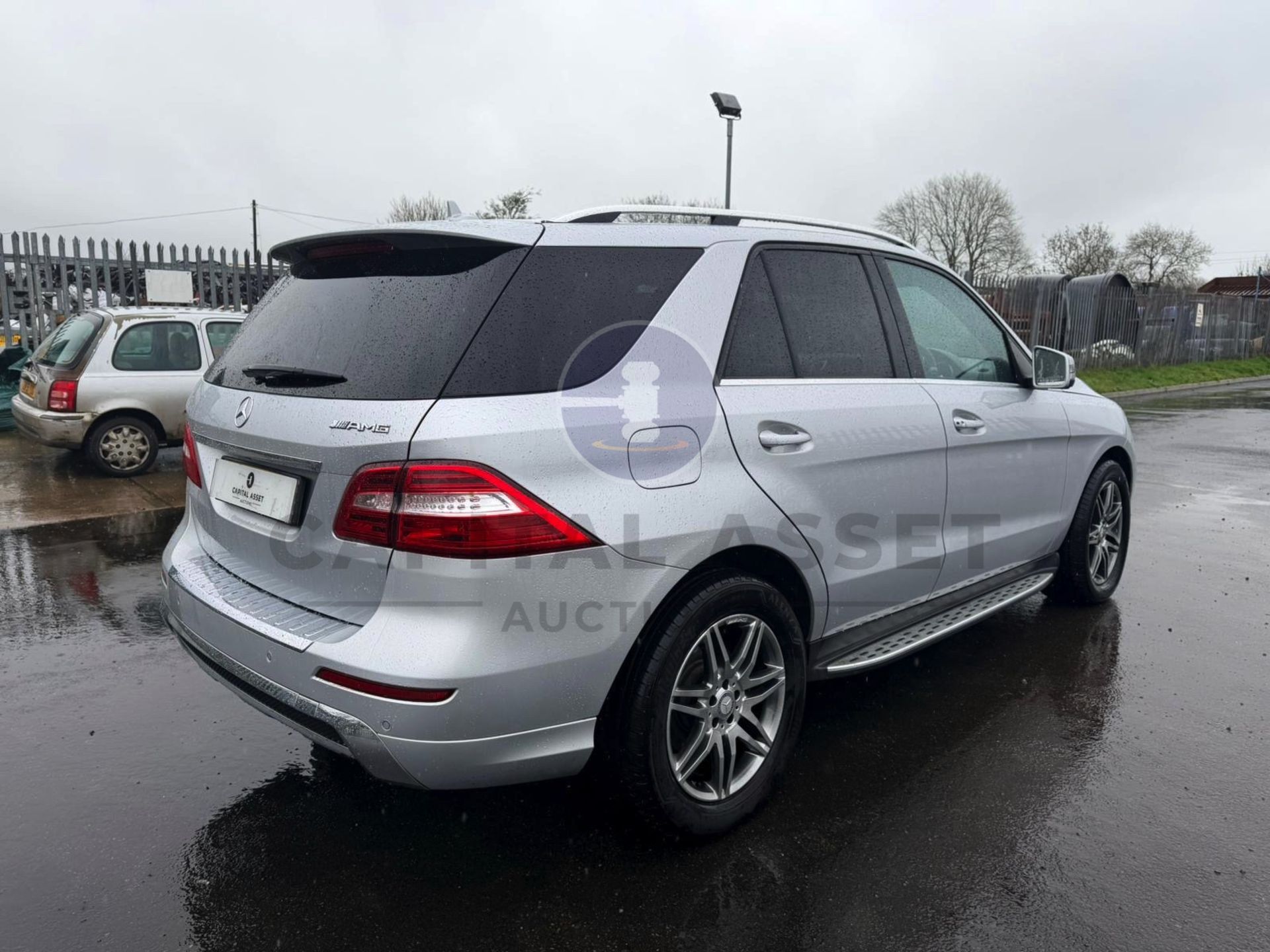 (On Sale) MERCEDES-BENZ ML 250 CDI *AMG LINE PREMIUM* 5 DOOR SUV (64 REG) 7G TRONIC AUTO *HUGE SPEC* - Image 5 of 29