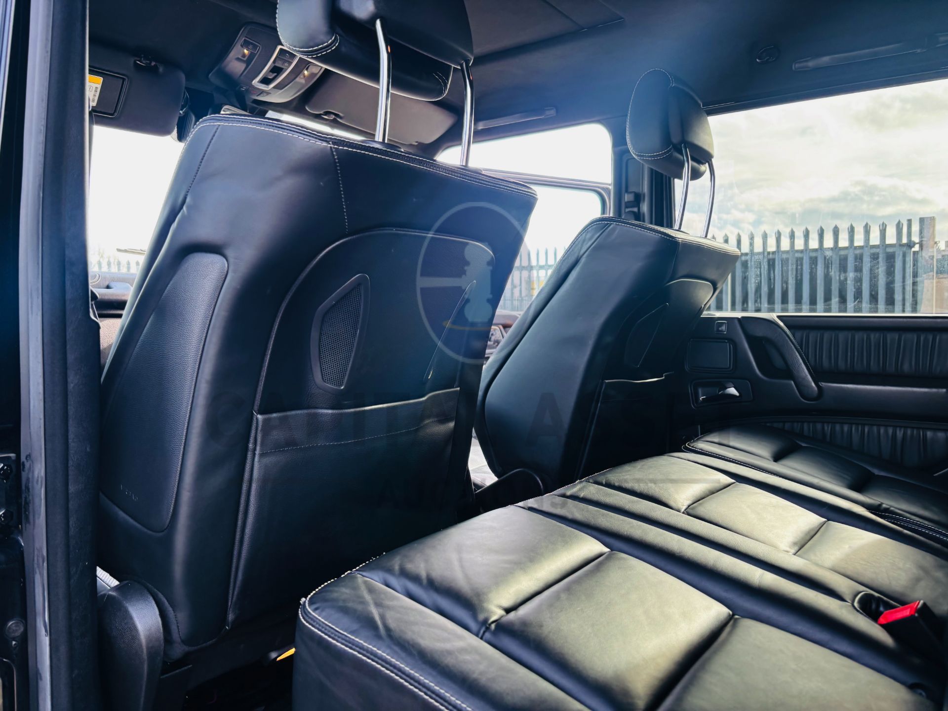 MERCEDES G350d "BLACK AMG NIGHT EDITION" 3.0D V6 TURBO DIESEL "4 MATIC" (2018 MODEL) FMBSH - Image 15 of 45
