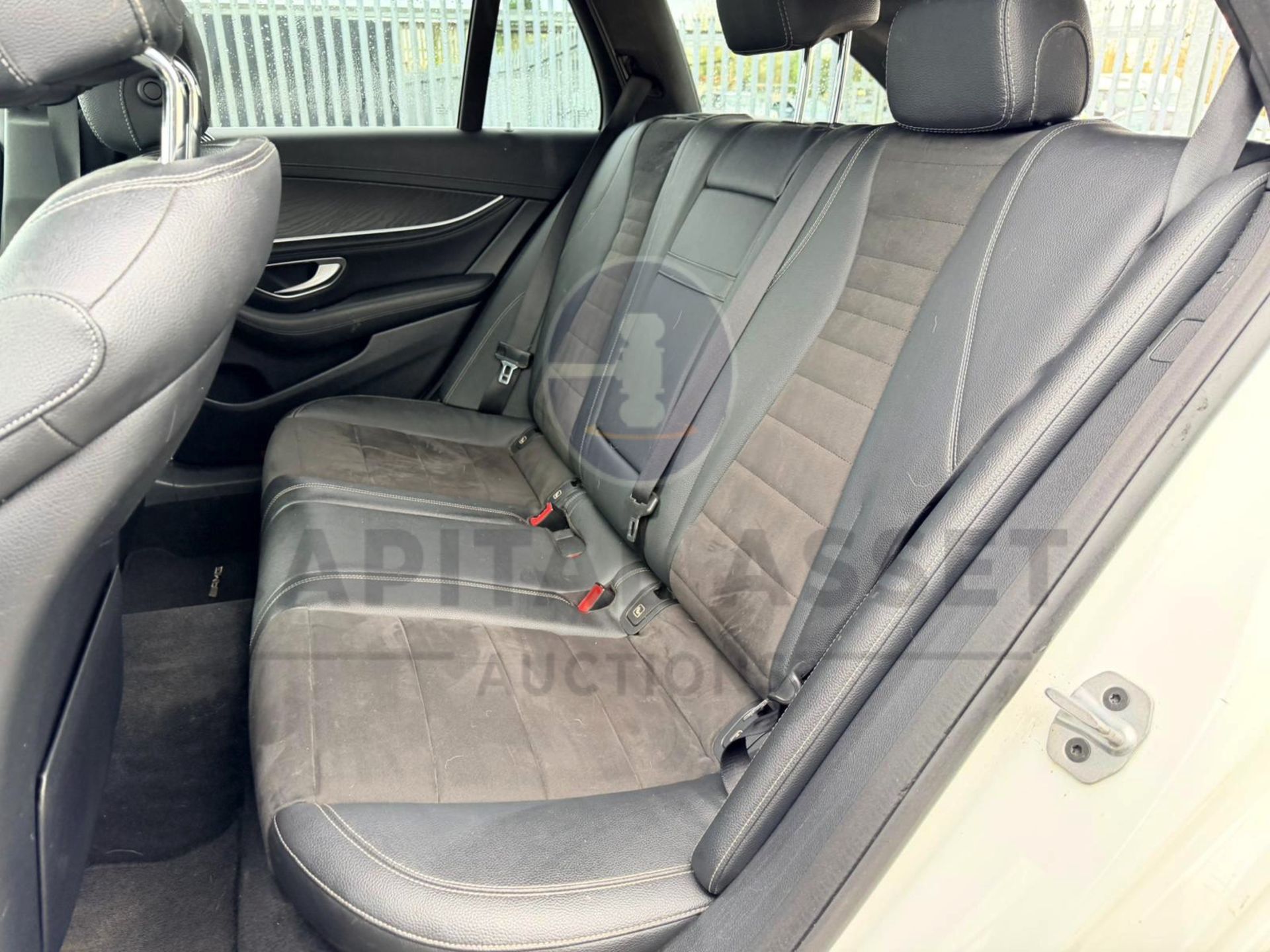 MERCEDES E220d "AMG-LINE" 2.0d 9-G TRONIC AUTO ESTATE (2020 MODEL) LEATHER - SAT NAV - REAR CAMERA - Image 23 of 25