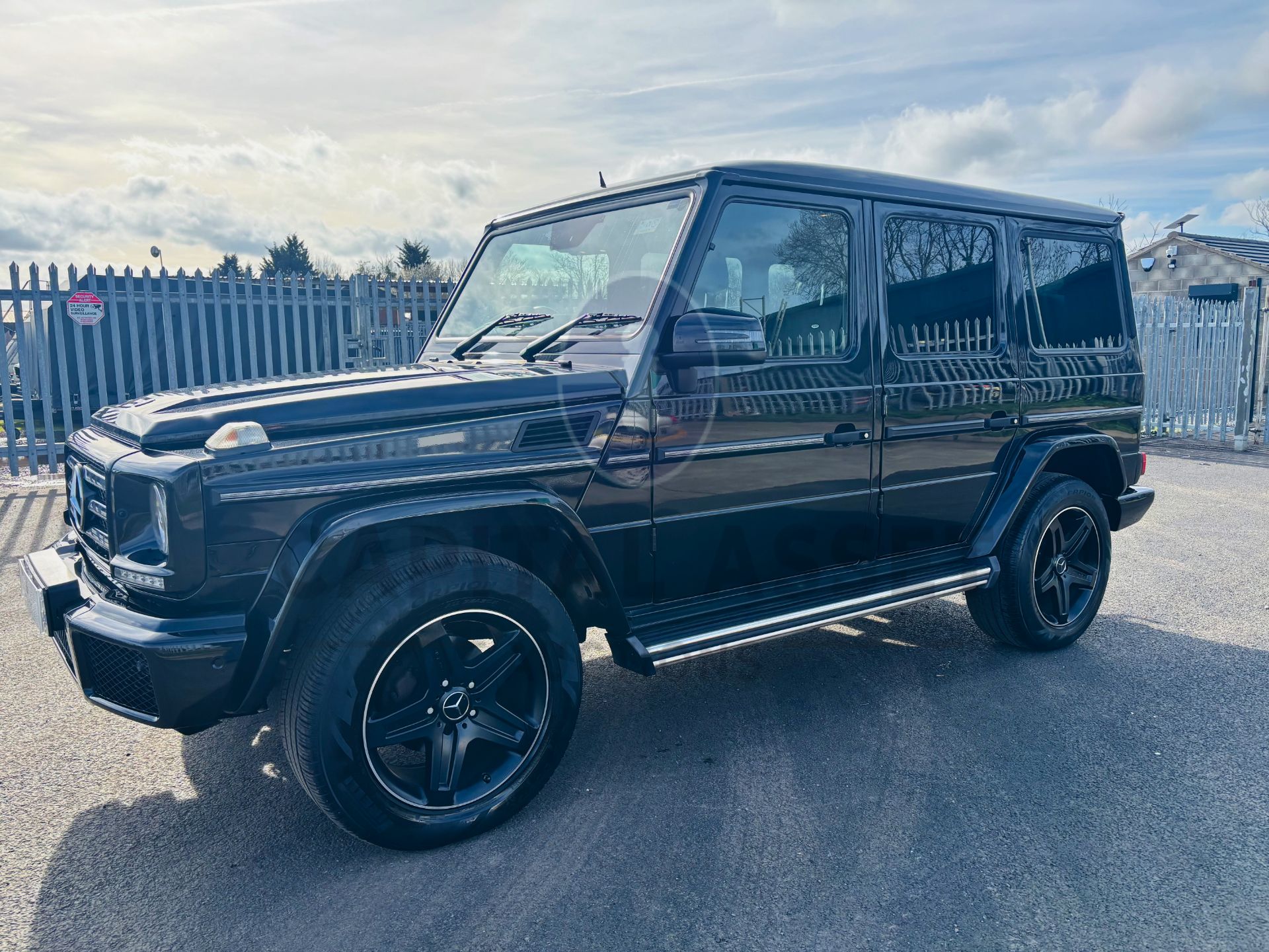 MERCEDES G350d "BLACK AMG NIGHT EDITION" 3.0D V6 TURBO DIESEL "4 MATIC" (2018 MODEL) FMBSH - Image 6 of 45