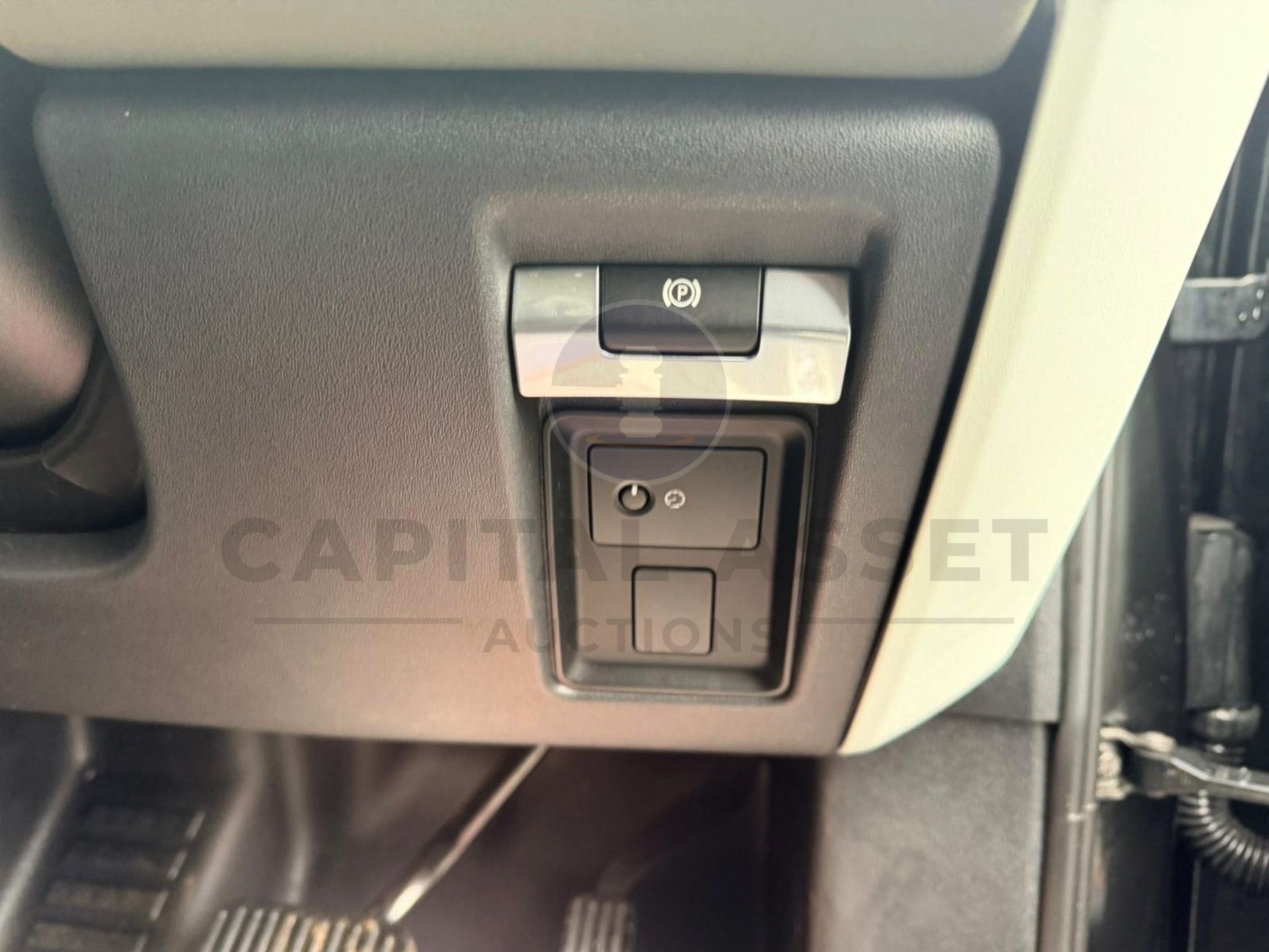 LAND ROVER DEFENDER 110 *XS EDITION* 5 DOOR SUV (2022 - EURO 6) 3.0 D250 - 8 SPEED AUTO *HUGE SPEC* - Image 20 of 30
