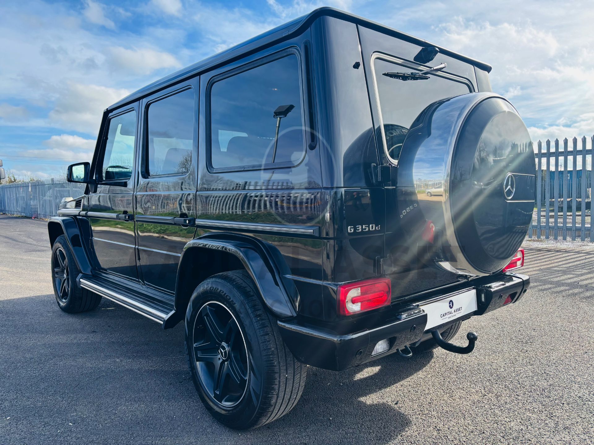 MERCEDES G350d "BLACK AMG NIGHT EDITION" 3.0D V6 TURBO DIESEL "4 MATIC" (2018 MODEL) FMBSH - Image 8 of 45