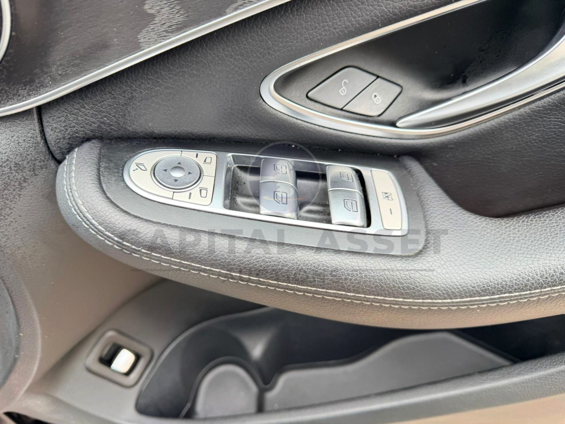 MERCEDES-BENZ C220D *AMG LINE PREMIUM* SALOON (2020 - EURO 6) 9G TRONIC AUTO - SAT NAV *HUGE SPEC* - Image 13 of 28