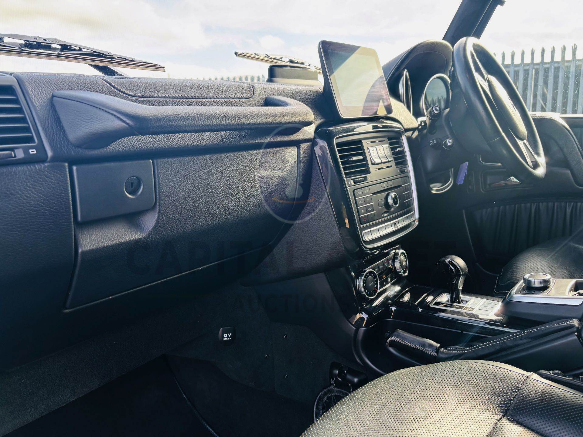 MERCEDES G350d "BLACK AMG NIGHT EDITION" 3.0D V6 TURBO DIESEL "4 MATIC" (2018 MODEL) FMBSH - Image 24 of 45