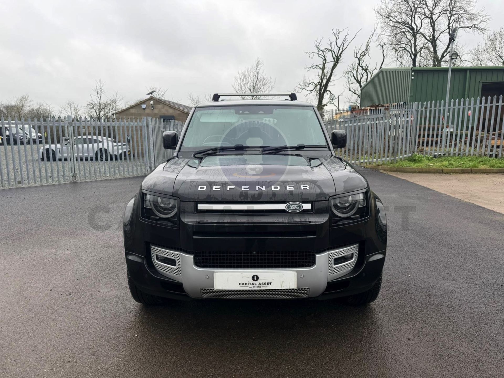 LAND ROVER DEFENDER 110 *XS EDITION* 5 DOOR SUV (2022 - EURO 6) 3.0 D250 - 8 SPEED AUTO *HUGE SPEC* - Image 2 of 30