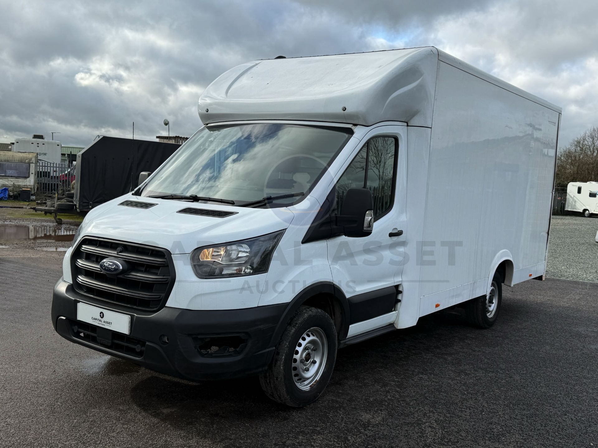"ON SALE" FORD TRANSIT *LWB - LOW LOADER / LUTON BOX VAN* (2023 - EURO 6) *ONLY 59K MILES* - Image 5 of 34