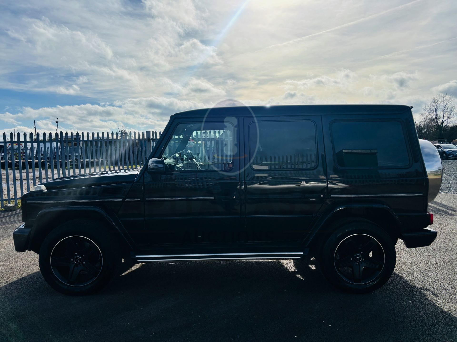 MERCEDES G350d "BLACK AMG NIGHT EDITION" 3.0D V6 TURBO DIESEL "4 MATIC" (2018 MODEL) FMBSH - Image 7 of 45