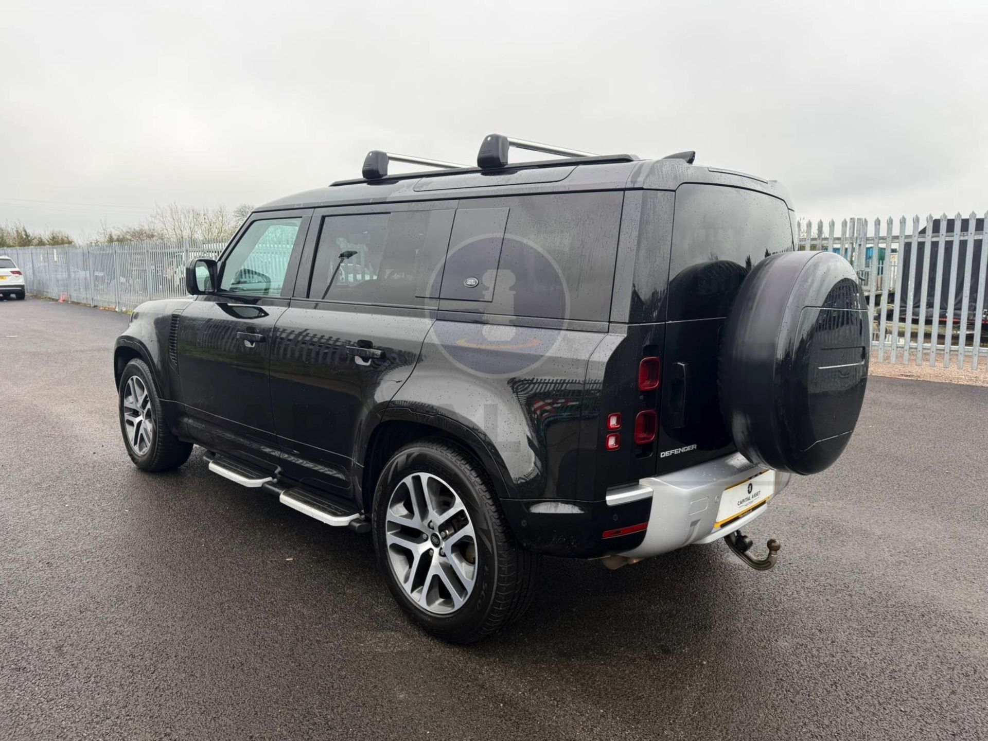 LAND ROVER DEFENDER 110 *XS EDITION* 5 DOOR SUV (2022 - EURO 6) 3.0 D250 - 8 SPEED AUTO *HUGE SPEC* - Image 5 of 30