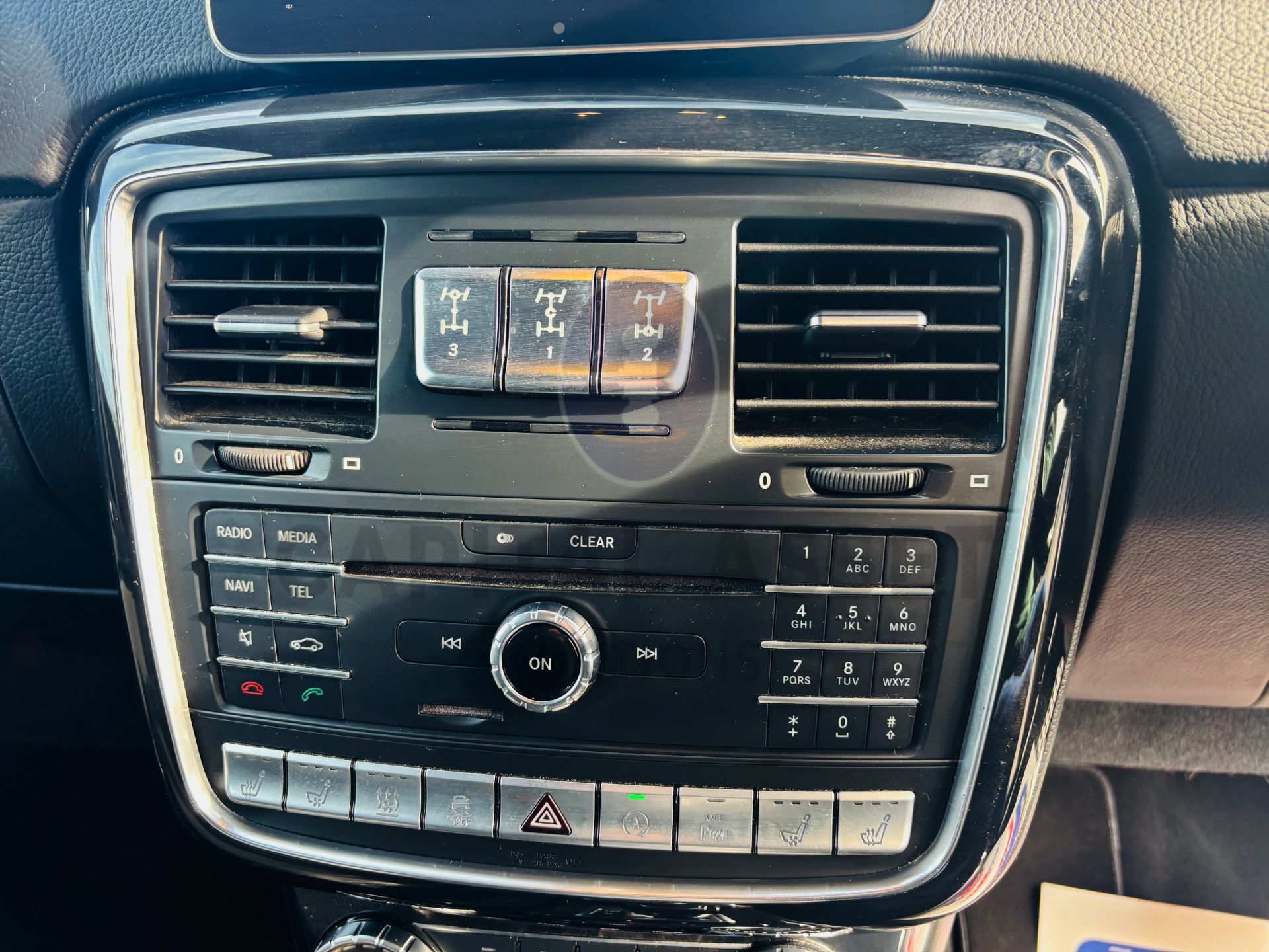 MERCEDES G350d "BLACK AMG NIGHT EDITION" 3.0D V6 TURBO DIESEL "4 MATIC" (2018 MODEL) FMBSH - Image 39 of 45